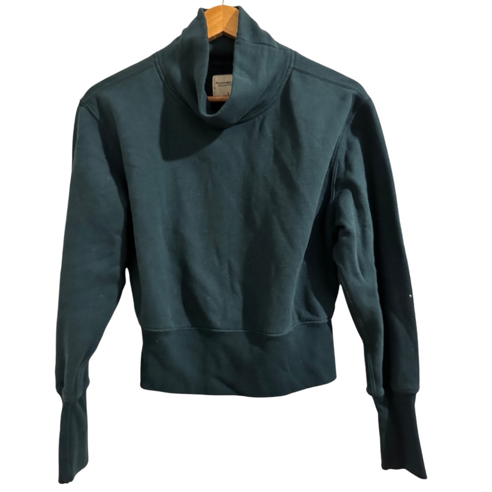 Abercrombie & Fitch Turtleneck sweatshirt green size small
